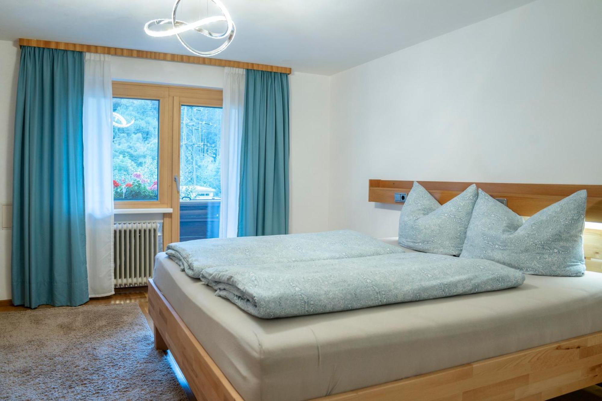 Haus Limat Apartment Schruns Exterior photo