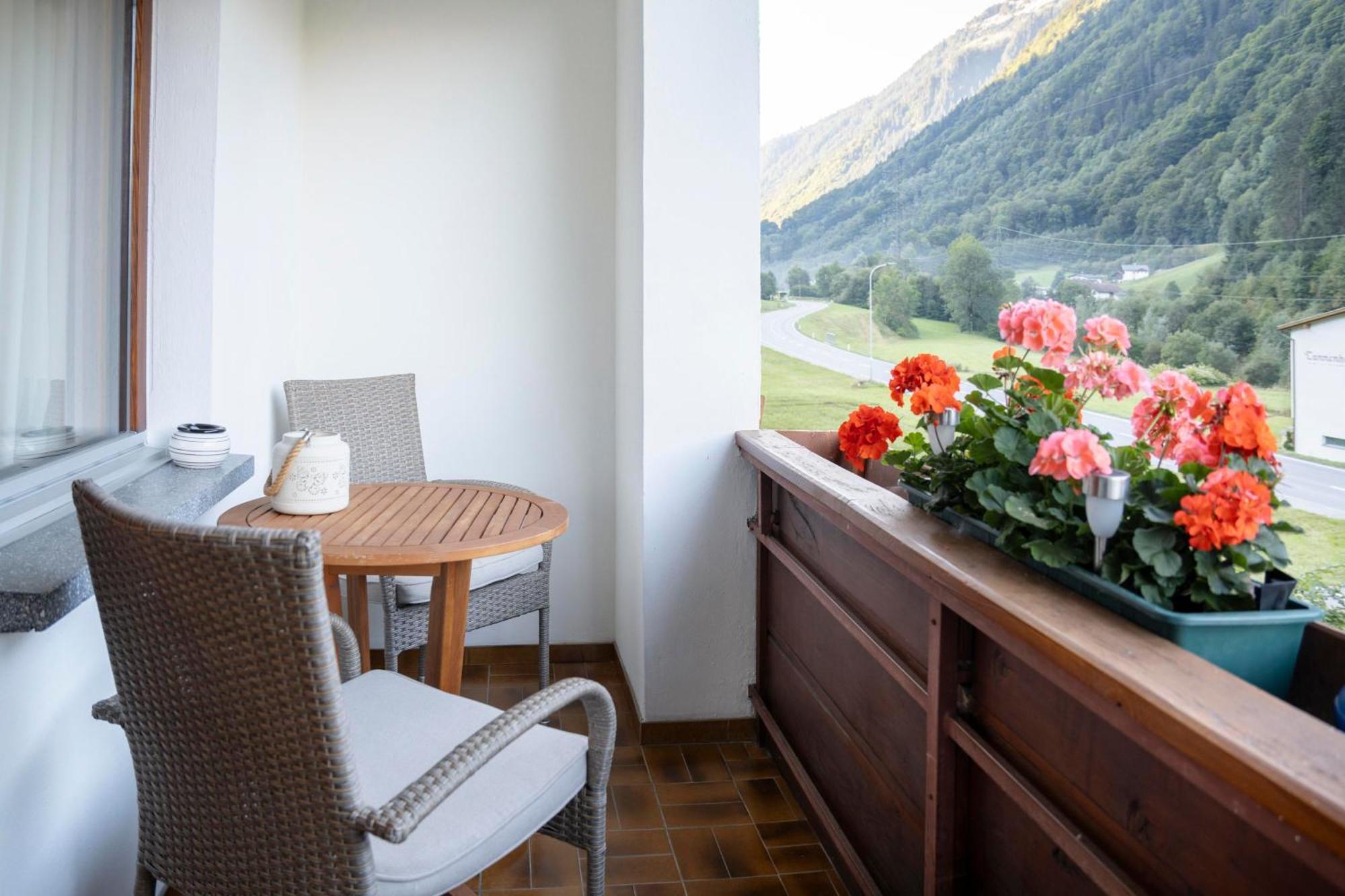 Haus Limat Apartment Schruns Exterior photo